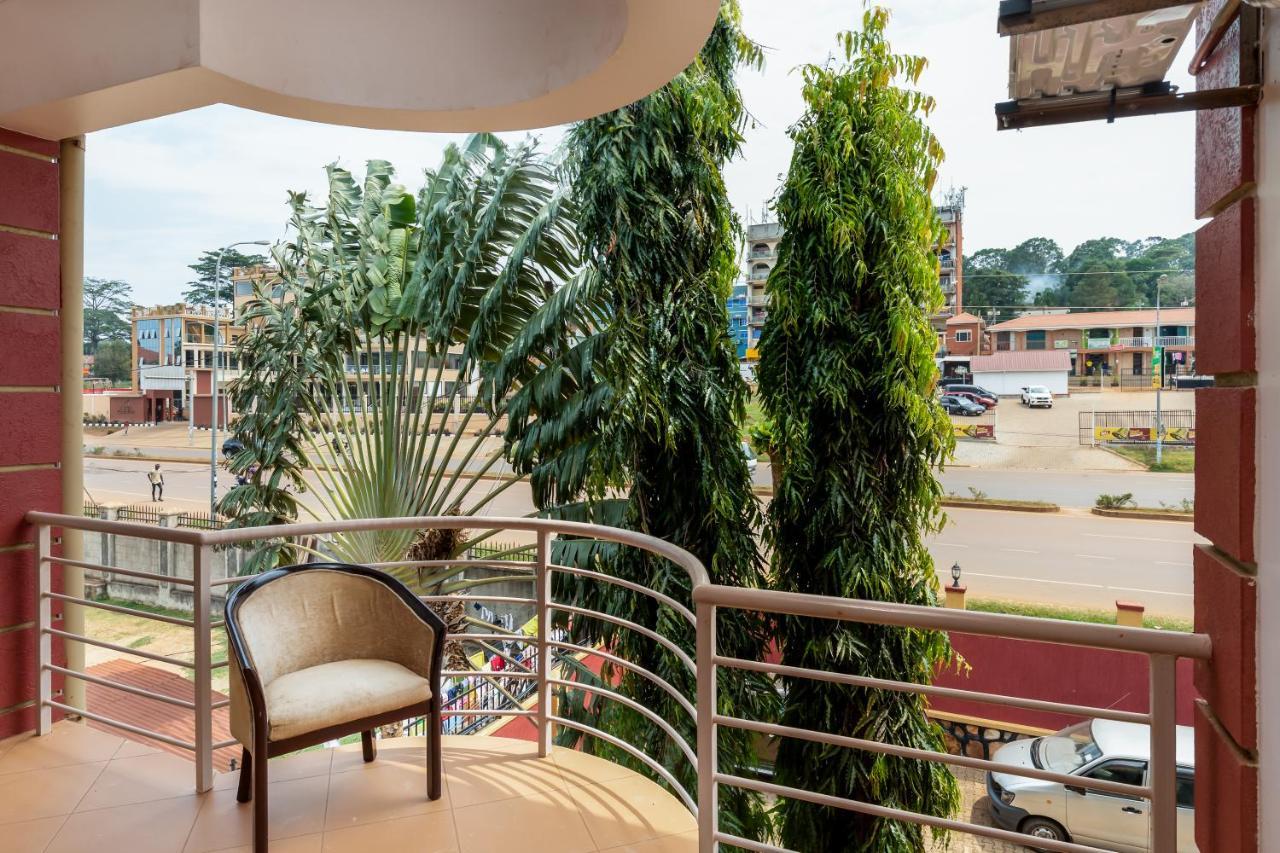Entebbe Traveller's Hotel Eksteriør billede