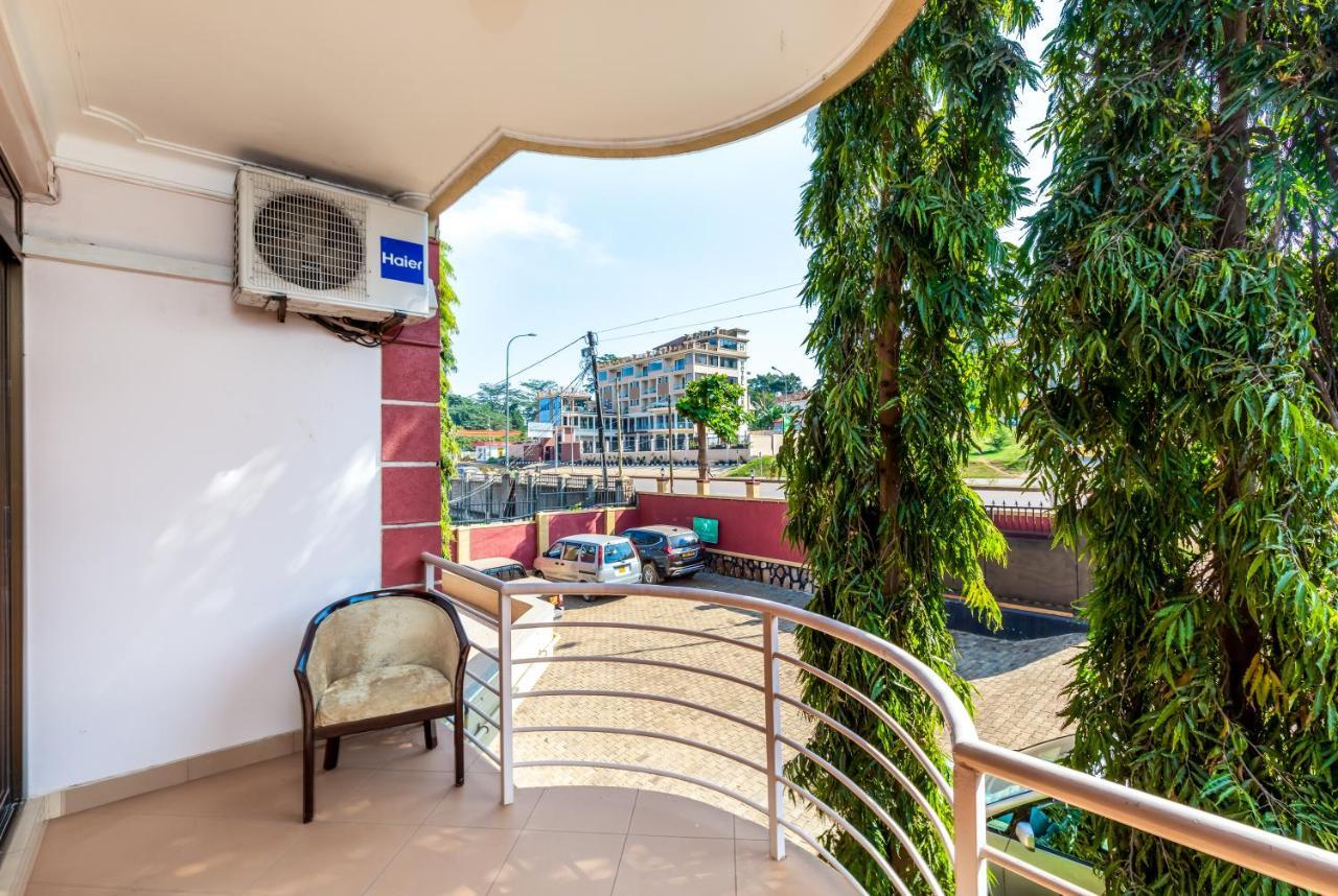 Entebbe Traveller's Hotel Eksteriør billede